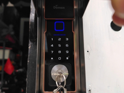 Đừng để kẻ gian có cơ hội: Lựa chọn khóa cổng Demax ngay hôm nay!